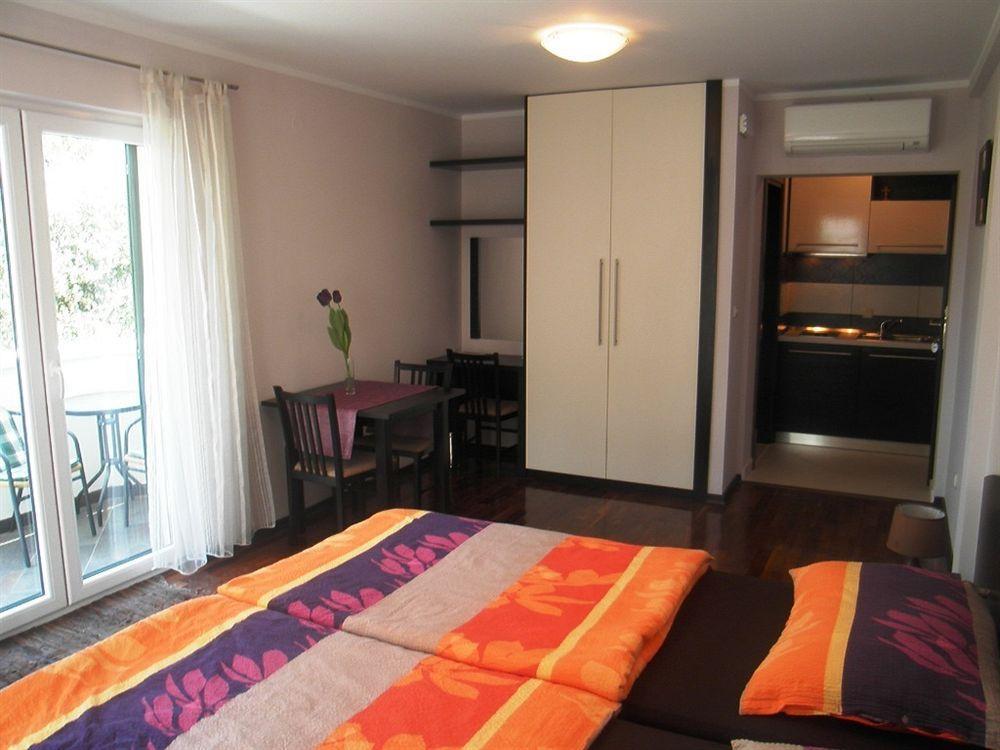 Logos Appartement Cavtat